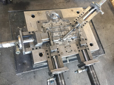 Yeni kalıplarımız raflardaki yerlerini aldı.